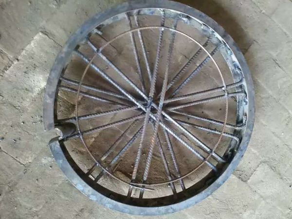 市政专用重型槽钢边井盖 (3)